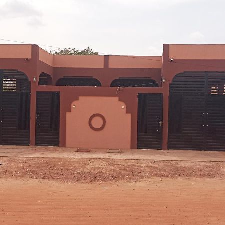 Résidence Lynda Prestige Ouagadougou Esterno foto