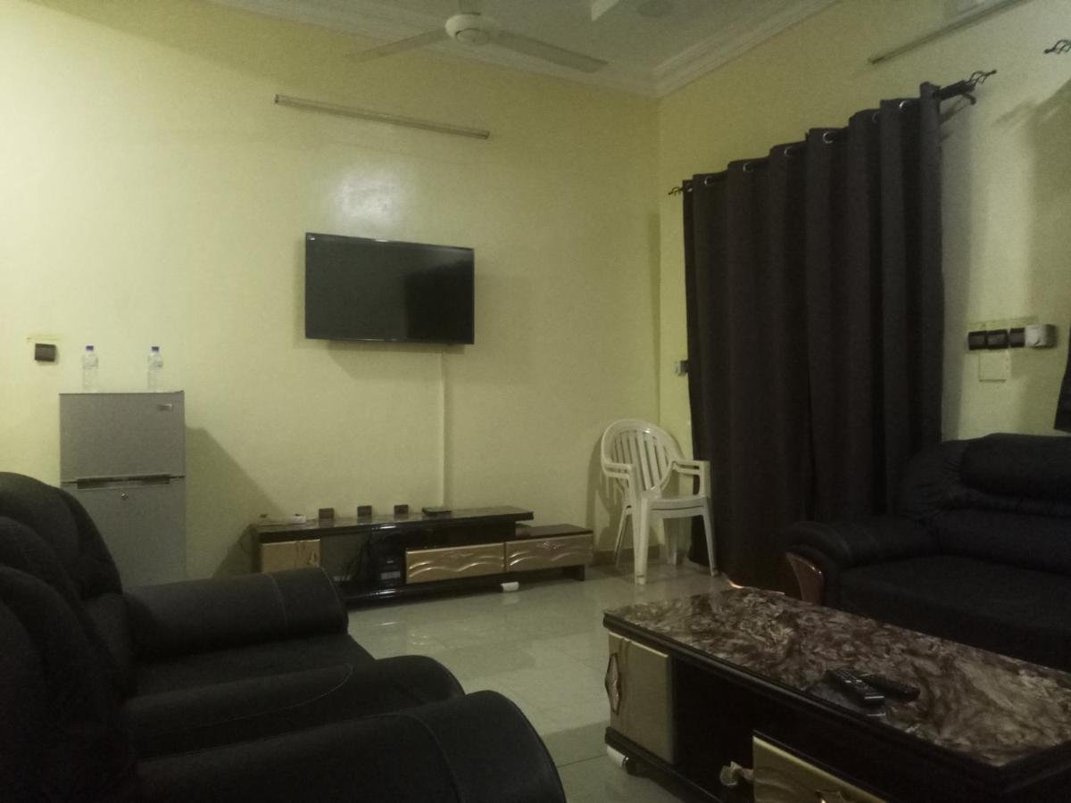 Résidence Lynda Prestige Ouagadougou Esterno foto